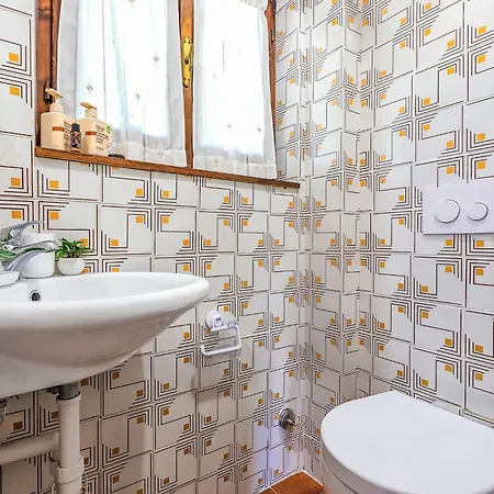 Casa Tonina By Interhome